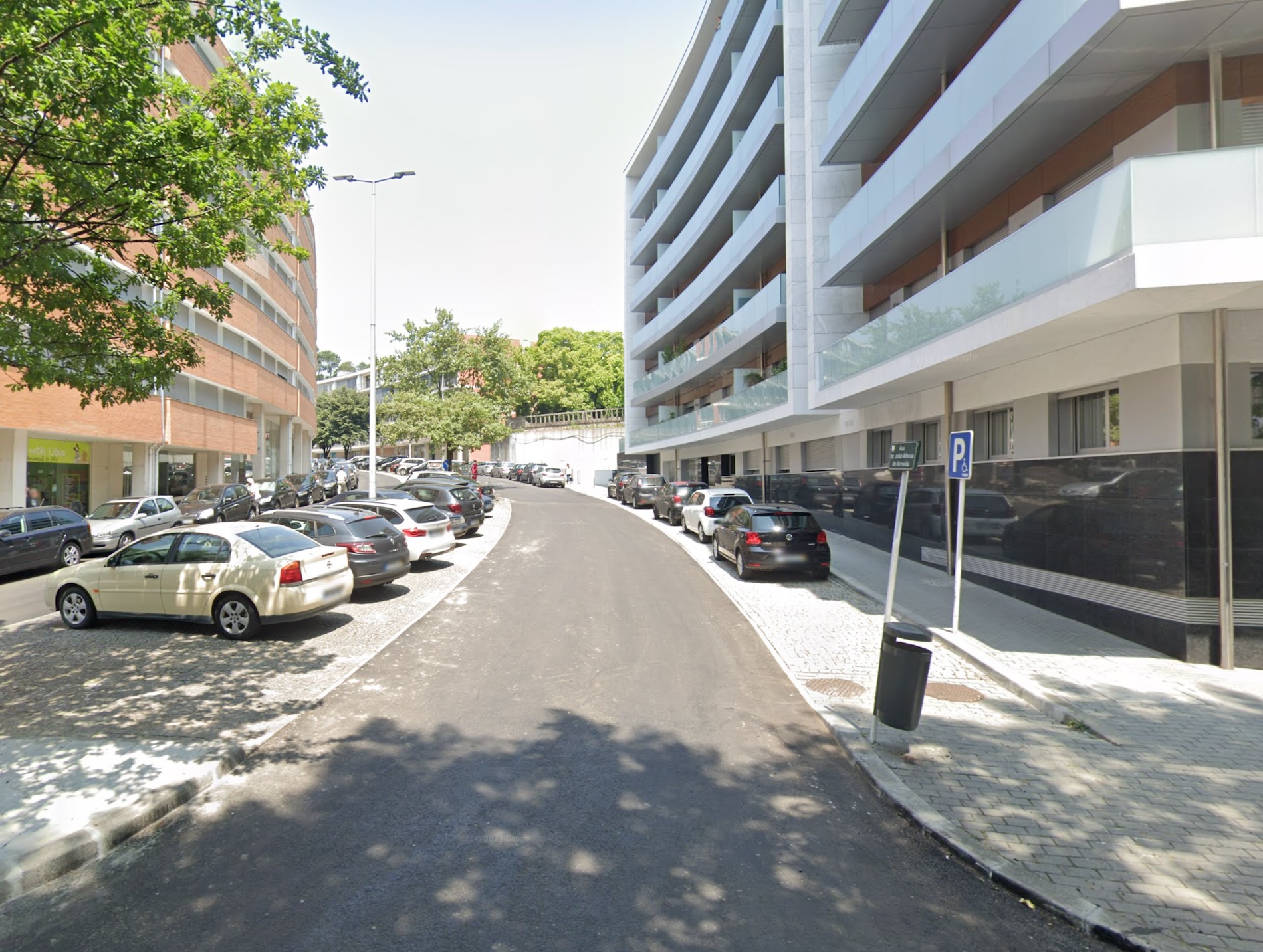 Proibido o estacionamento na Rua Dr. João Afonso de Almeida - Junta de ...
